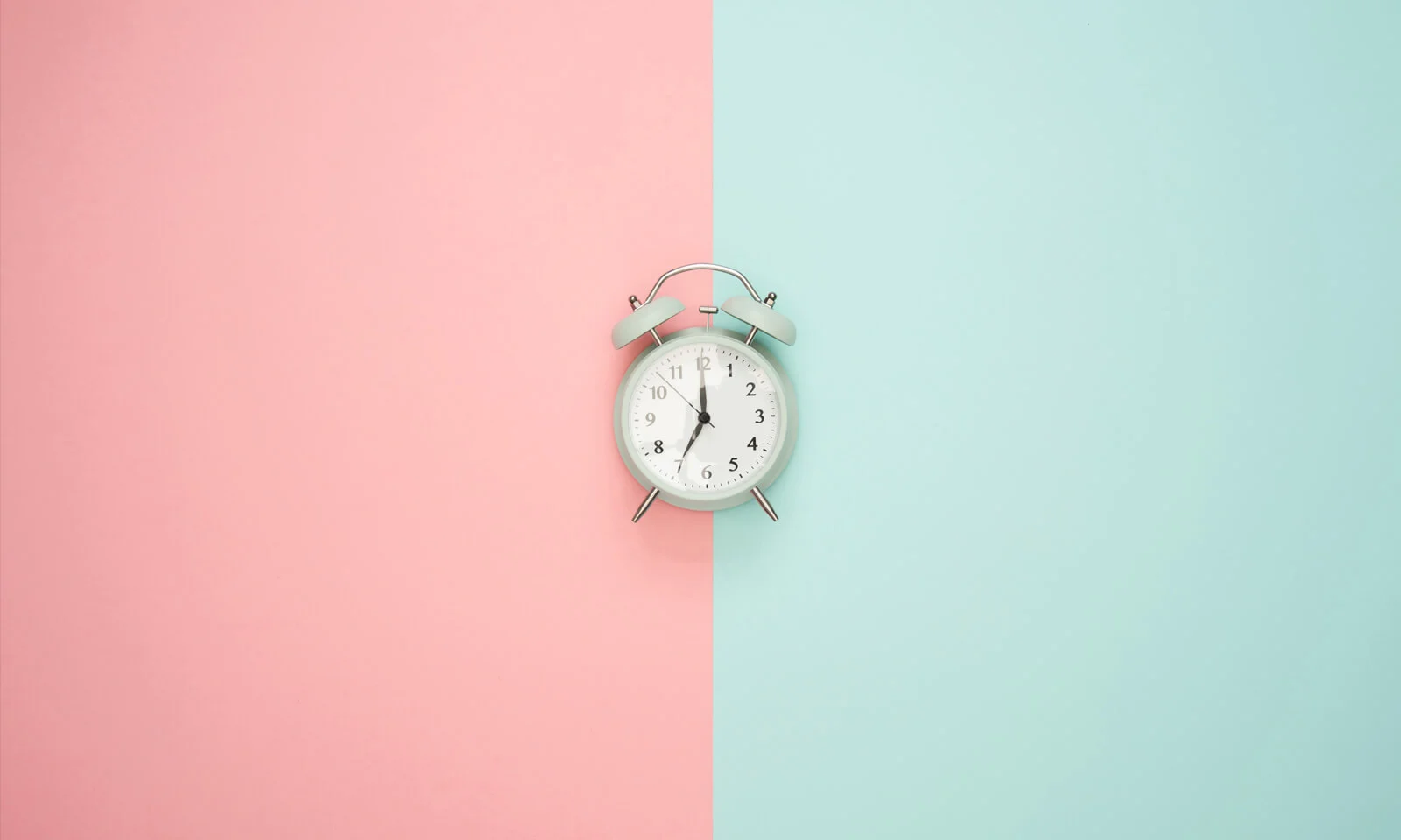 How to Successfully Run an Online Store While Still Working Your 9-to-5